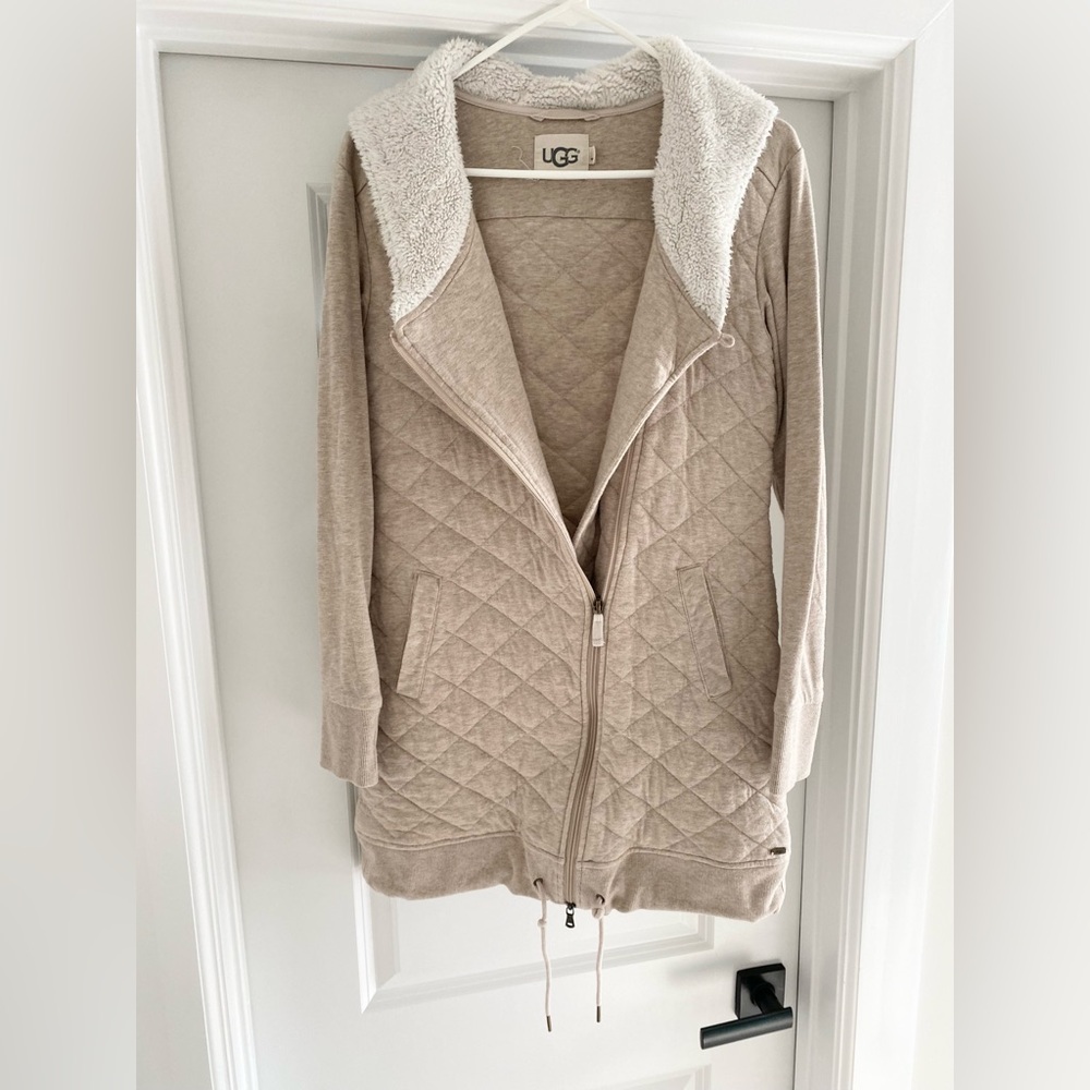 Ugg Sweater Size S
